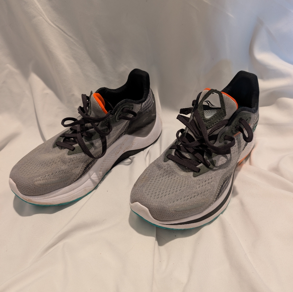 Saucony Endorphin Shift 2